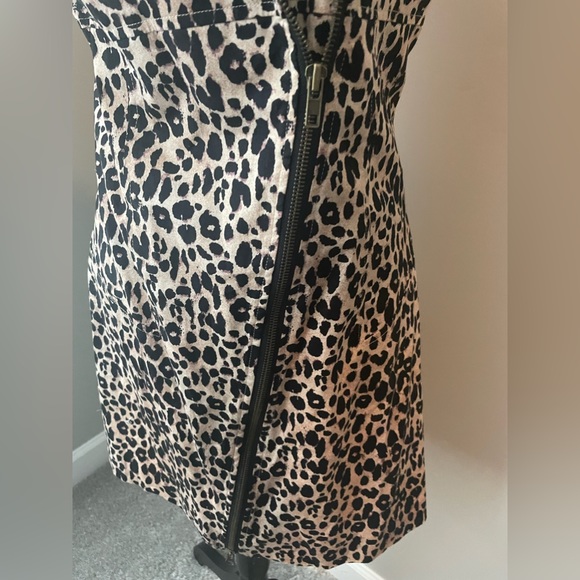 Medium Twenty One Leopard Print Zipper Dress - Picture 10 of 13